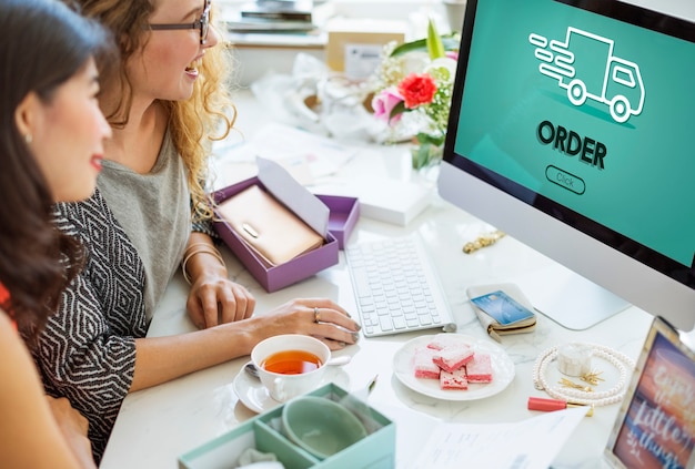 How Can Custom Integrations Enhance E-commerce Efficiency?